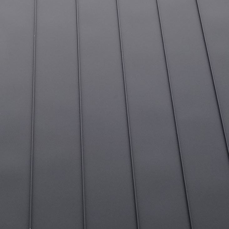 Dacheindeckung Steildach: Stehfalz (Detailaufnahme)